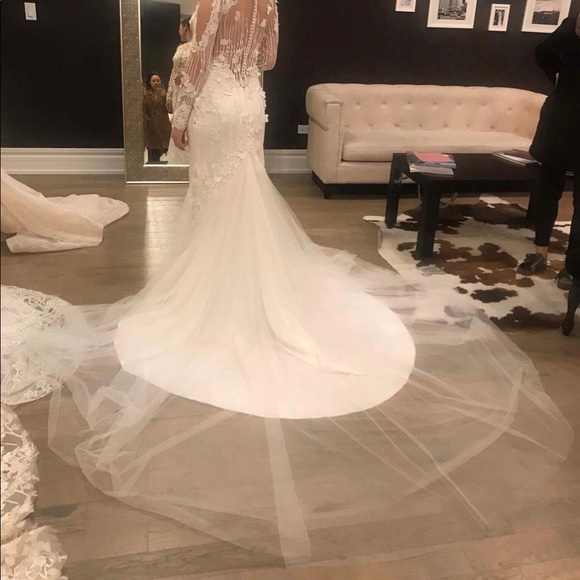 Wedding Dress - Picture 2 of 6